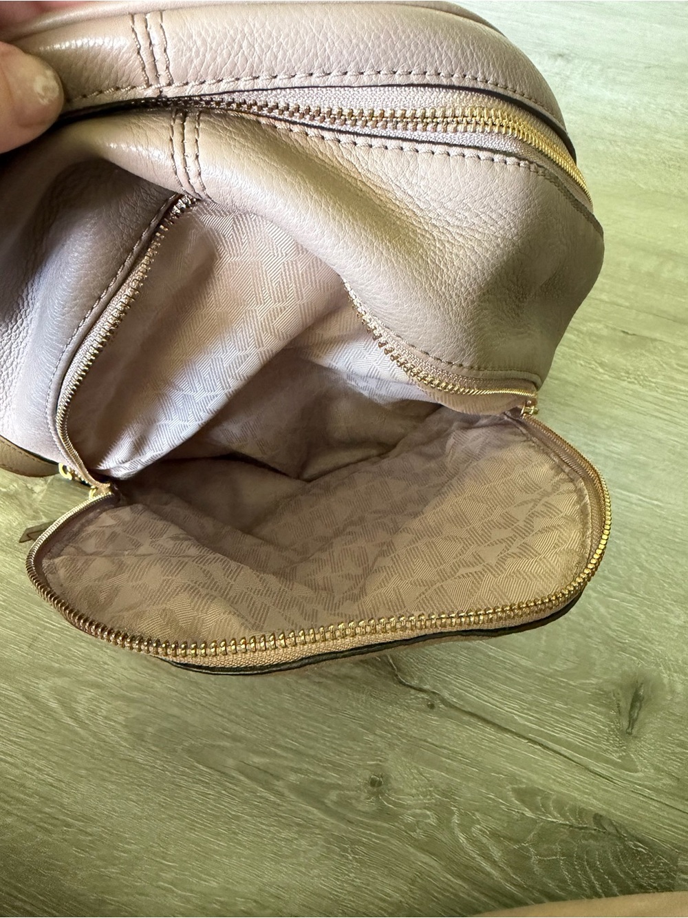 MICHAEL KORS Pebbled Leather Backpack in Taupe - Picture 6 of 8
